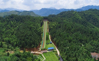 西溪滑草游乐园