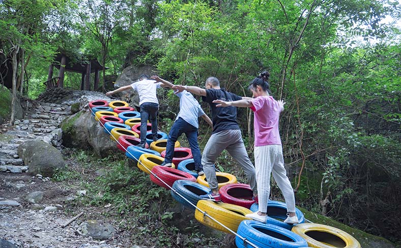 西溪磐石大峡谷