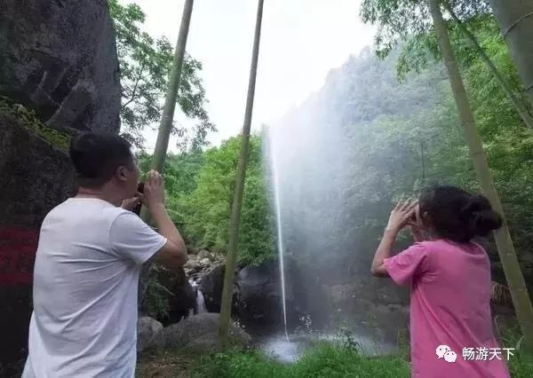 西溪磐石大峡谷玻璃桥