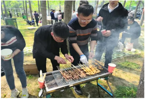黄石洞生态漂流