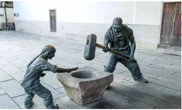 黄石洞生态漂流