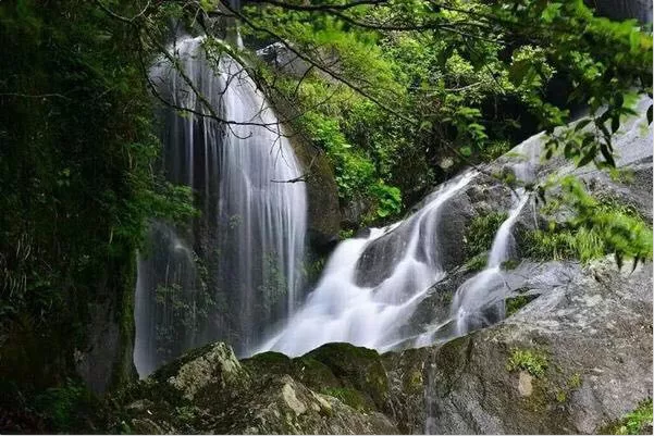 冰川峡谷