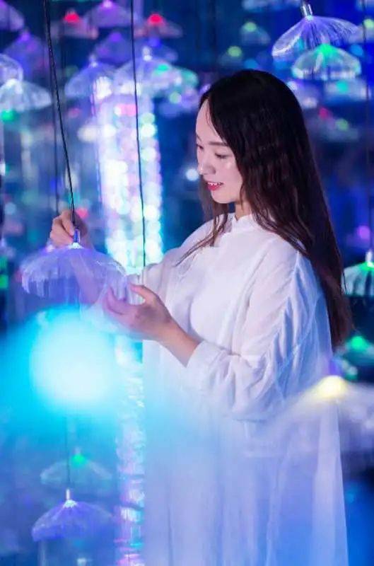 【镜子迷宫】入驻西溪磐石大峡谷啦！赶紧来打卡~ 