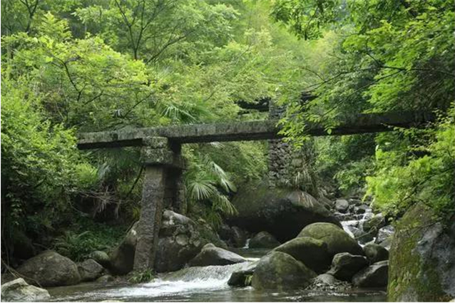 浏阳西溪大峡谷独到的宁静与活力等着你！！