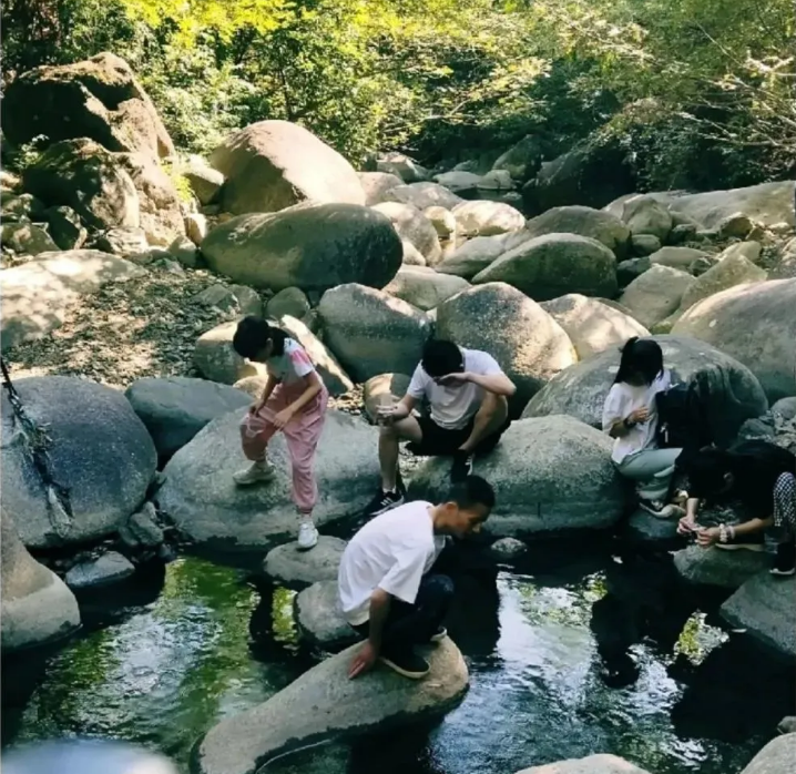 西溪磐石大峡谷